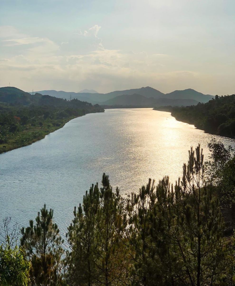 View sông Hương từ đồi Vọng Cảnh