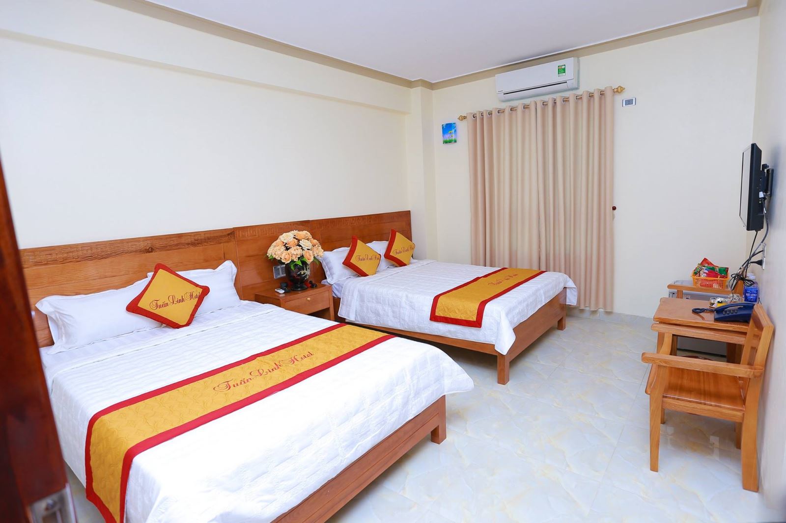Phòng nghỉ tại khách sạn Tuấn Linh Hải Tiến