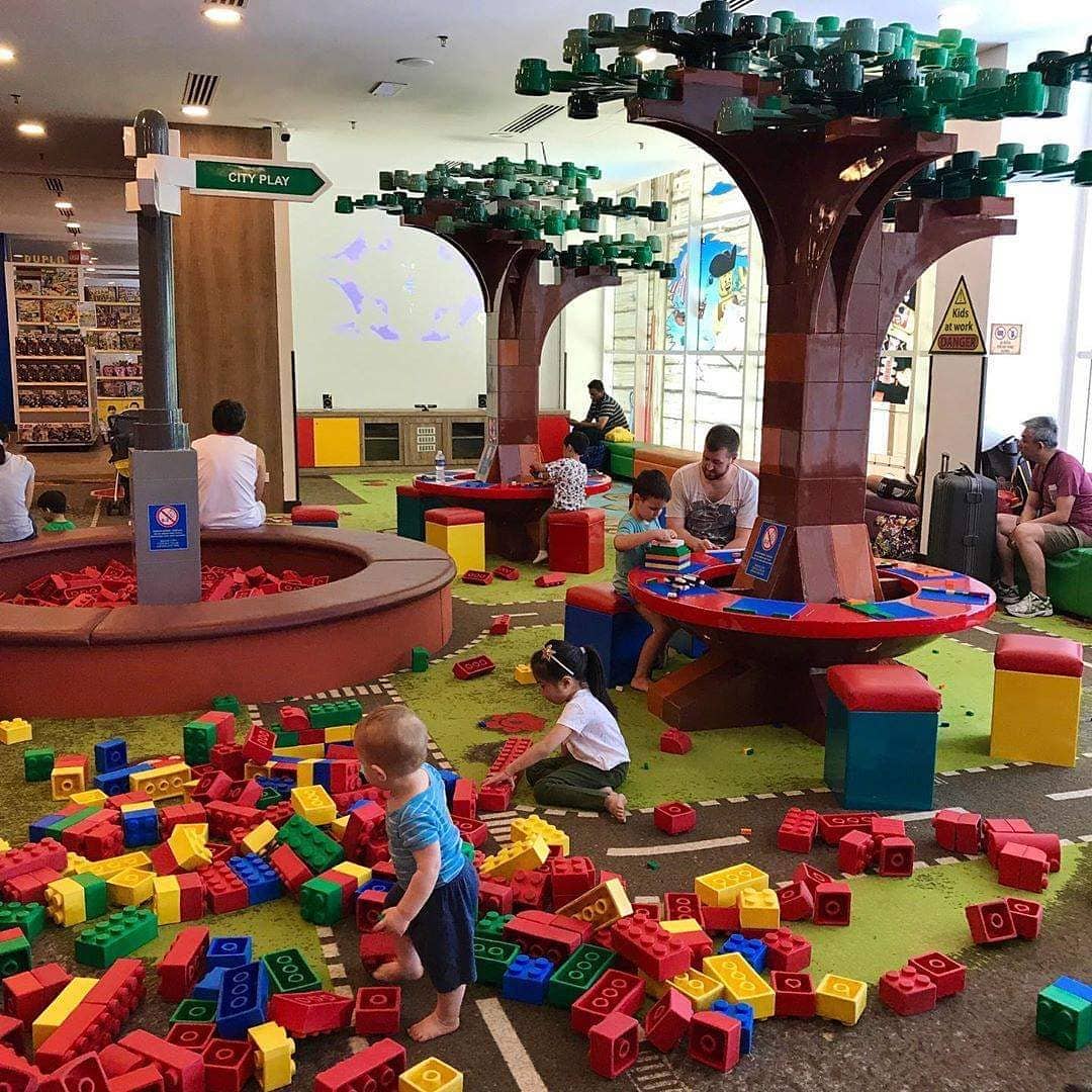Khu tưởng tượng – Imagination