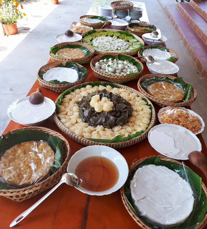 Thưởng thức buffet bánh dân gian miền Tây siêu hấp dẫn ở Cồn Sơn