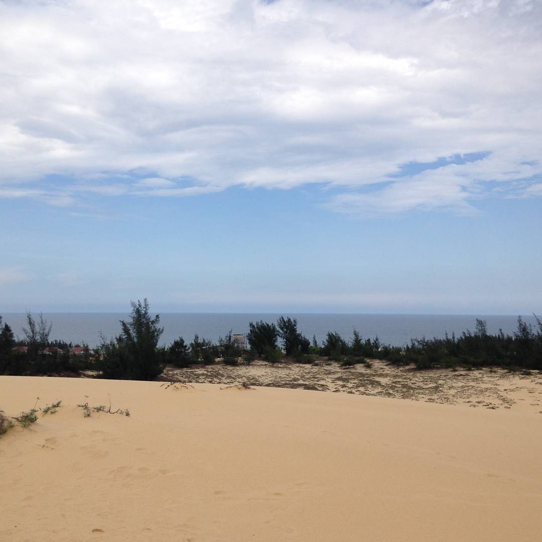 Nơi những cồn cát trắng mịn trở thành một điểm đến hấp dẫn bạn bè gần xa đam mê du lịch khám phá