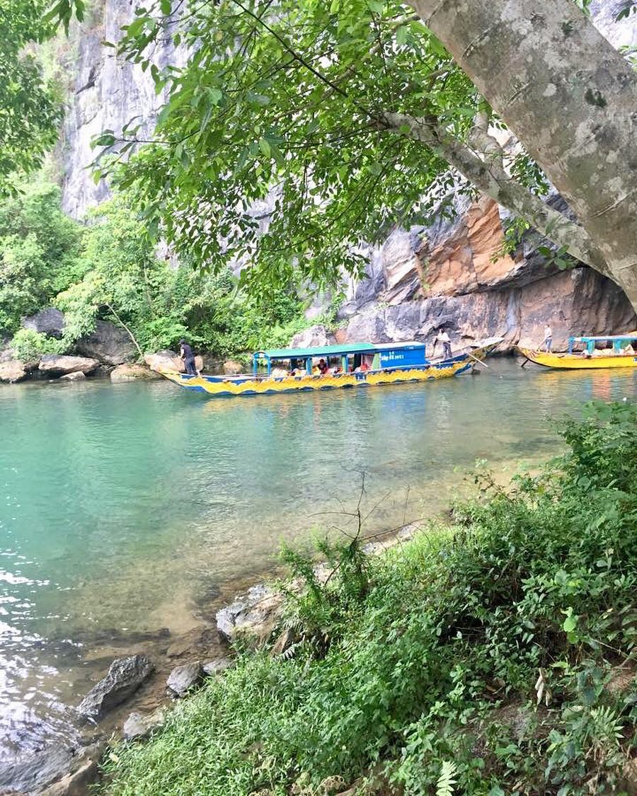 Động Phong Nha là nơi có quần thể hang động độc đáo tại Quảng Bình