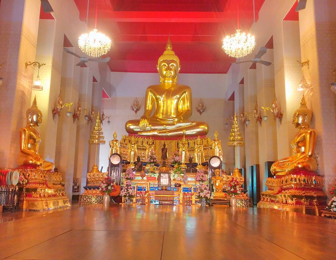 Wat Mahathat Yuwaratrangsarit