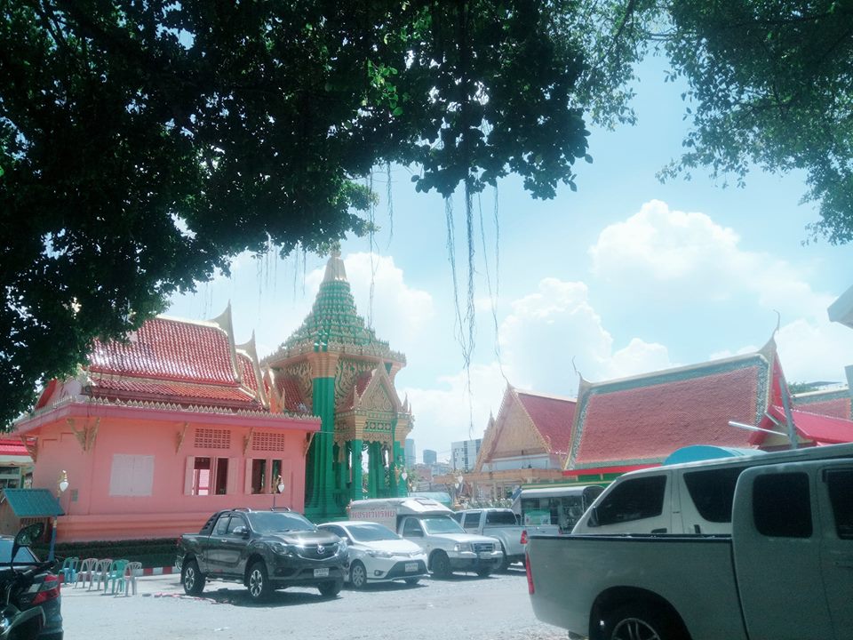  Wat Lum Charoen Sattha