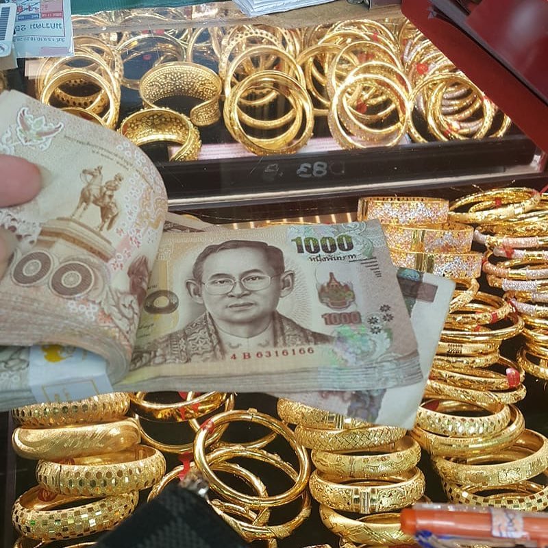 Hua Seng Heng, nhiều năm kinh nghiệm trong lĩnh vực kinh doanh đồ trang sức bằng vàng chất lượng cao