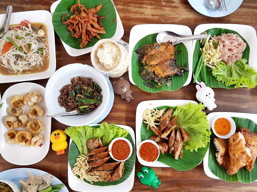 Nhà hàng Huen Phen được yêu thích từ lâu nay bởi thực đơn các món ăn ngon ở miền Bắc Thái 