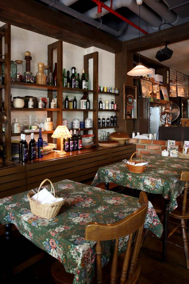 Nhà hàng Ma Maison là một địa điểm hiện đại kết hợp bầu không khí thanh lịch mang dáng vẻ truyền thống
