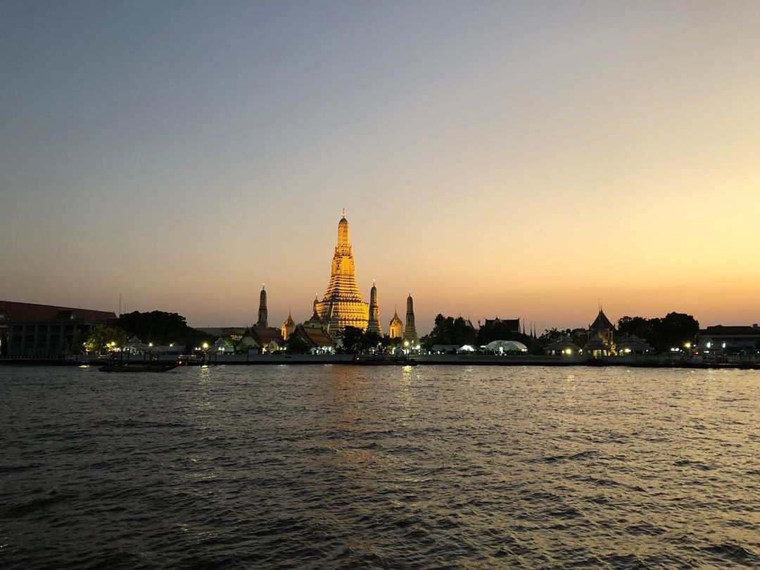 Wat Arun, ngôi đền bình minh nổi tiếng ở Bangkok Thái Lan