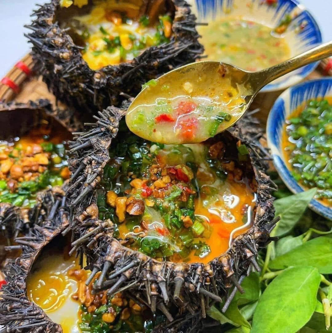 Nhum ở Nha Trang và Quy Nhơn nổi tiếng về độ thơm ngon, béo ngậy
