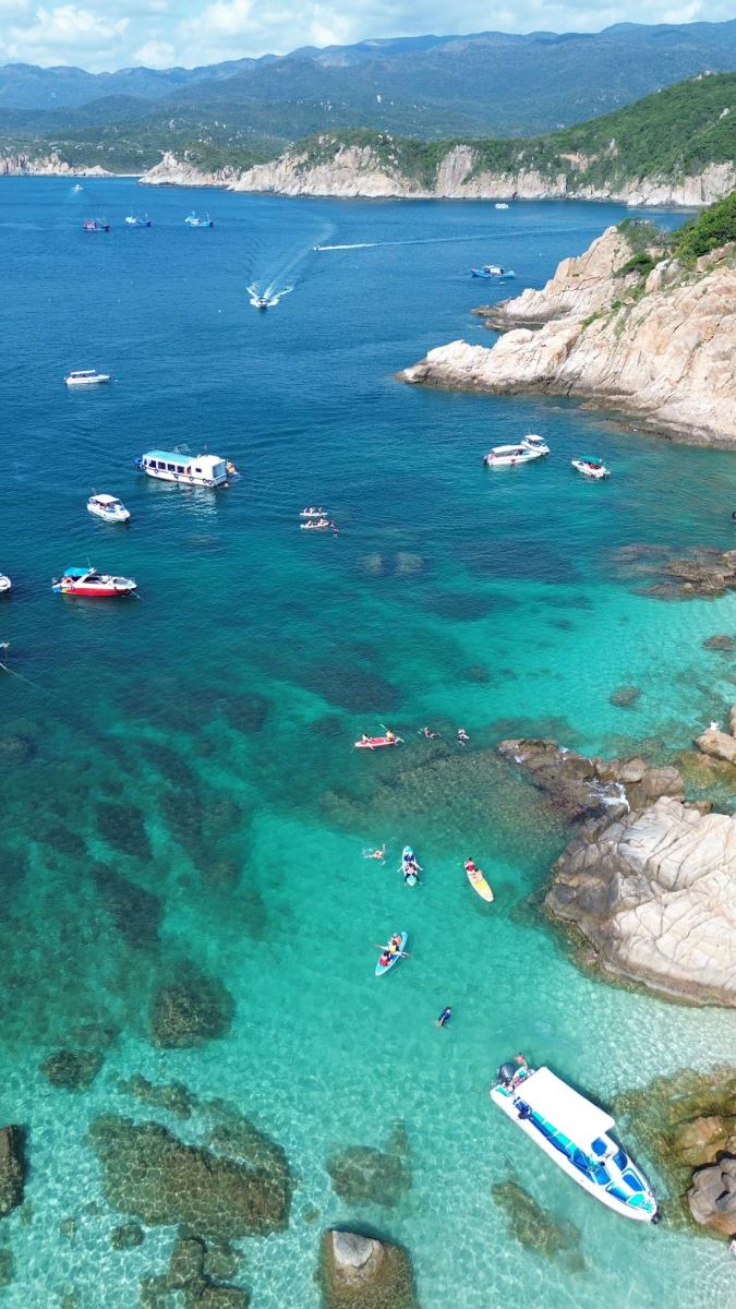 Nha Trang với nhiều đảo lớn nhỏ sẽ rất thích hợp cho những người yêu thích khám phá