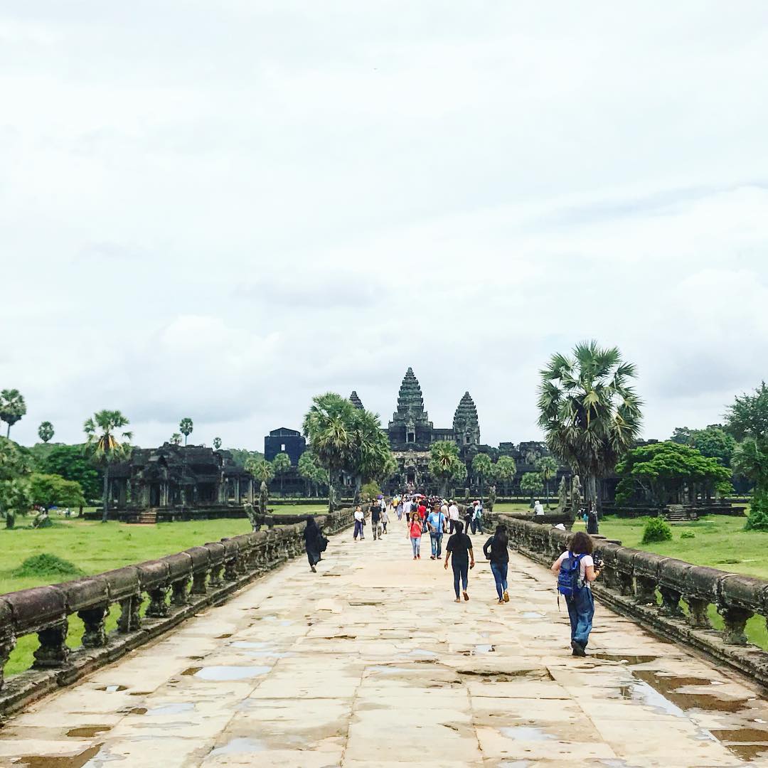 Đặt tour Campuchia 5 ngày 4 đêm, bạn sẽ có cơ hội trải nghiệm toàn bộ công trình kì vĩ Angkor Wat